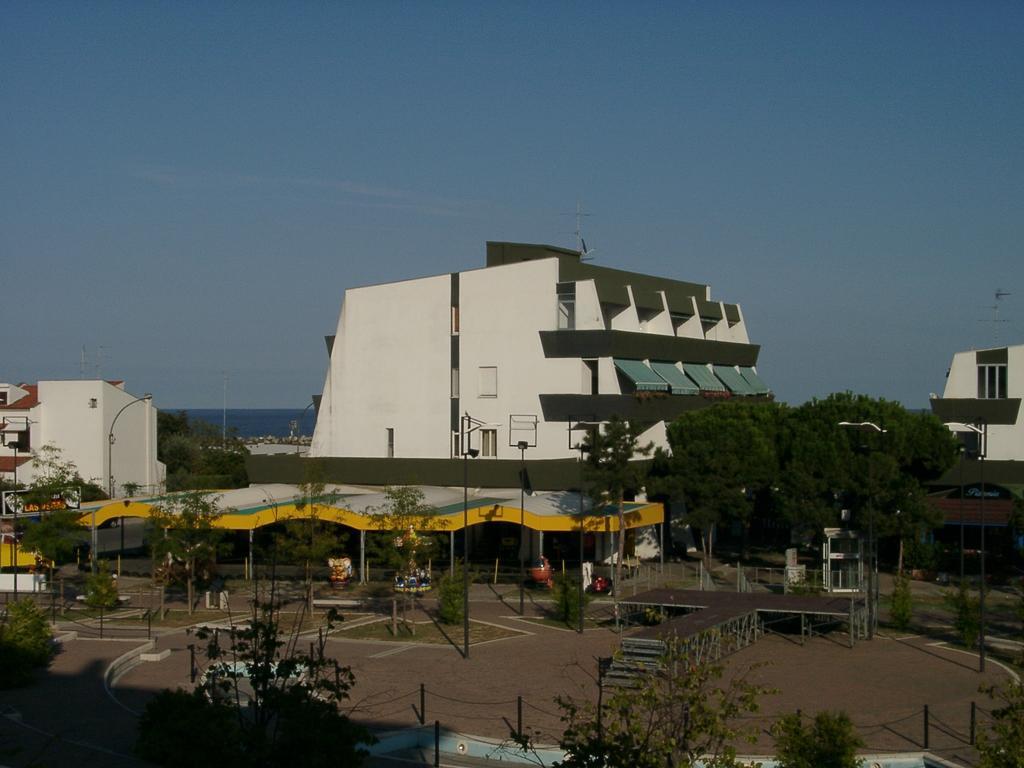 Residence Molo Lido delle Nazioni Rum bild